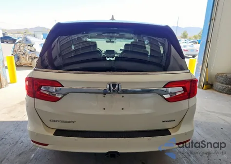2018 Honda Odyssey Touring from USA, damaged, VIN 5FNRL6H87JB015769